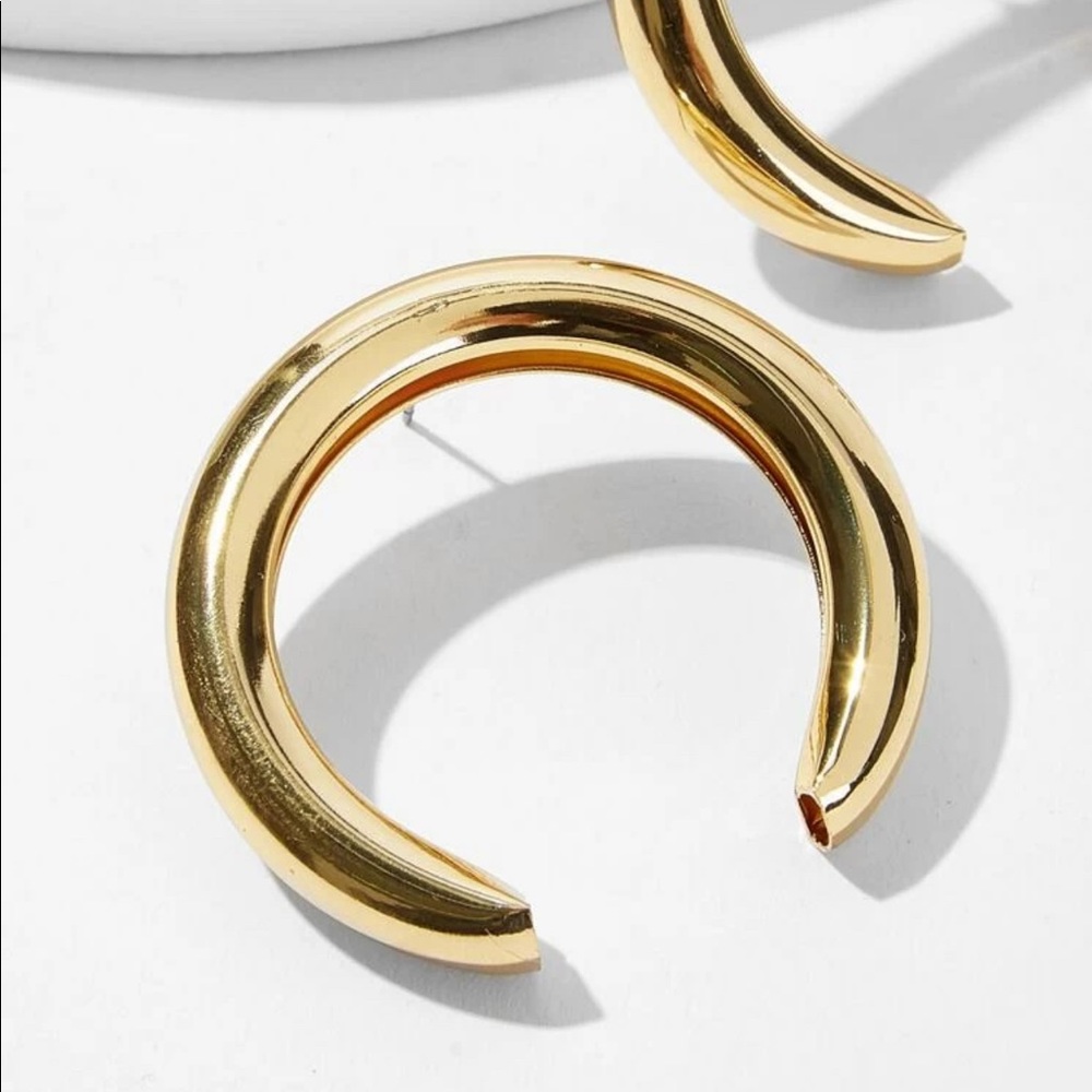 New cut hoop earrings Gold color - Picture 3 of 5
